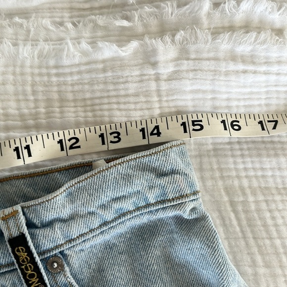 VTG Sasson mom jean shorts - Picture 3 of 6